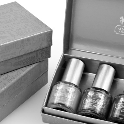 Coach-gift-set-up-box-neck-tray-3